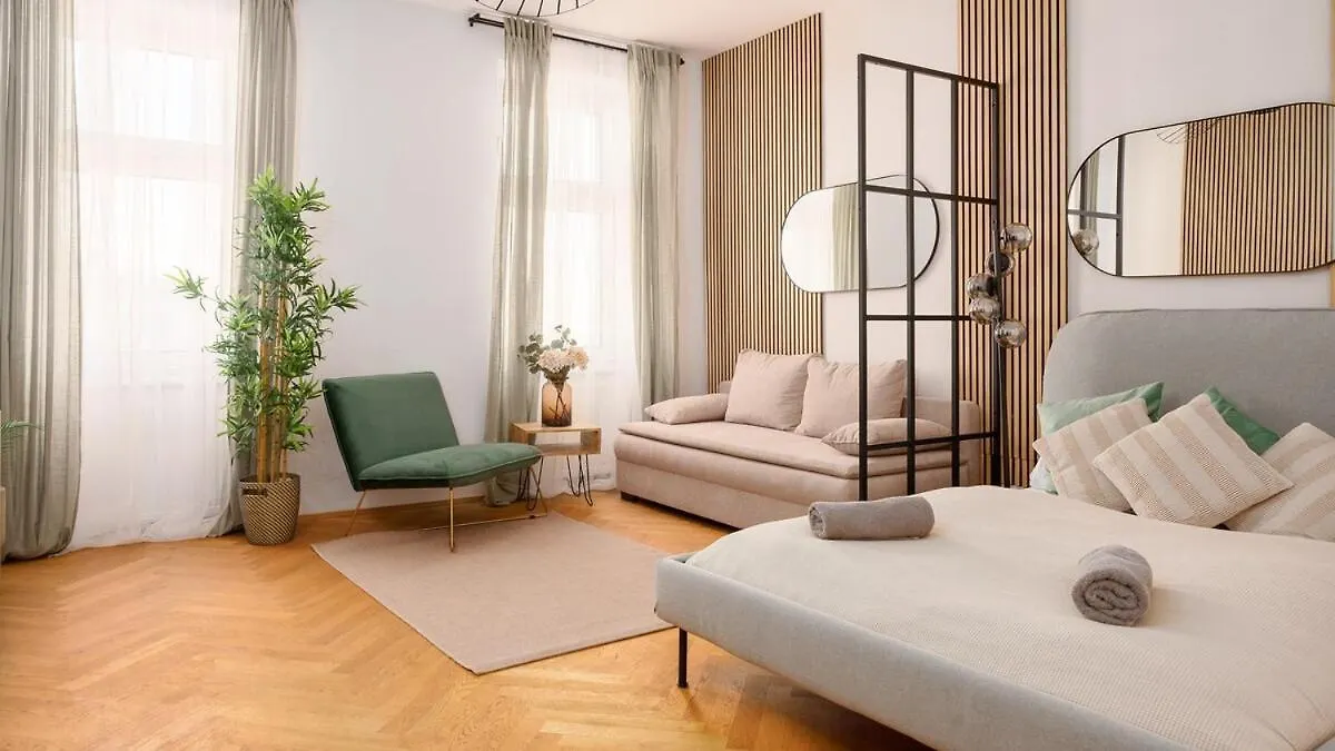 16 Guests I 4BR I Near Danube I 5 Min to U1 Apartment Vienna