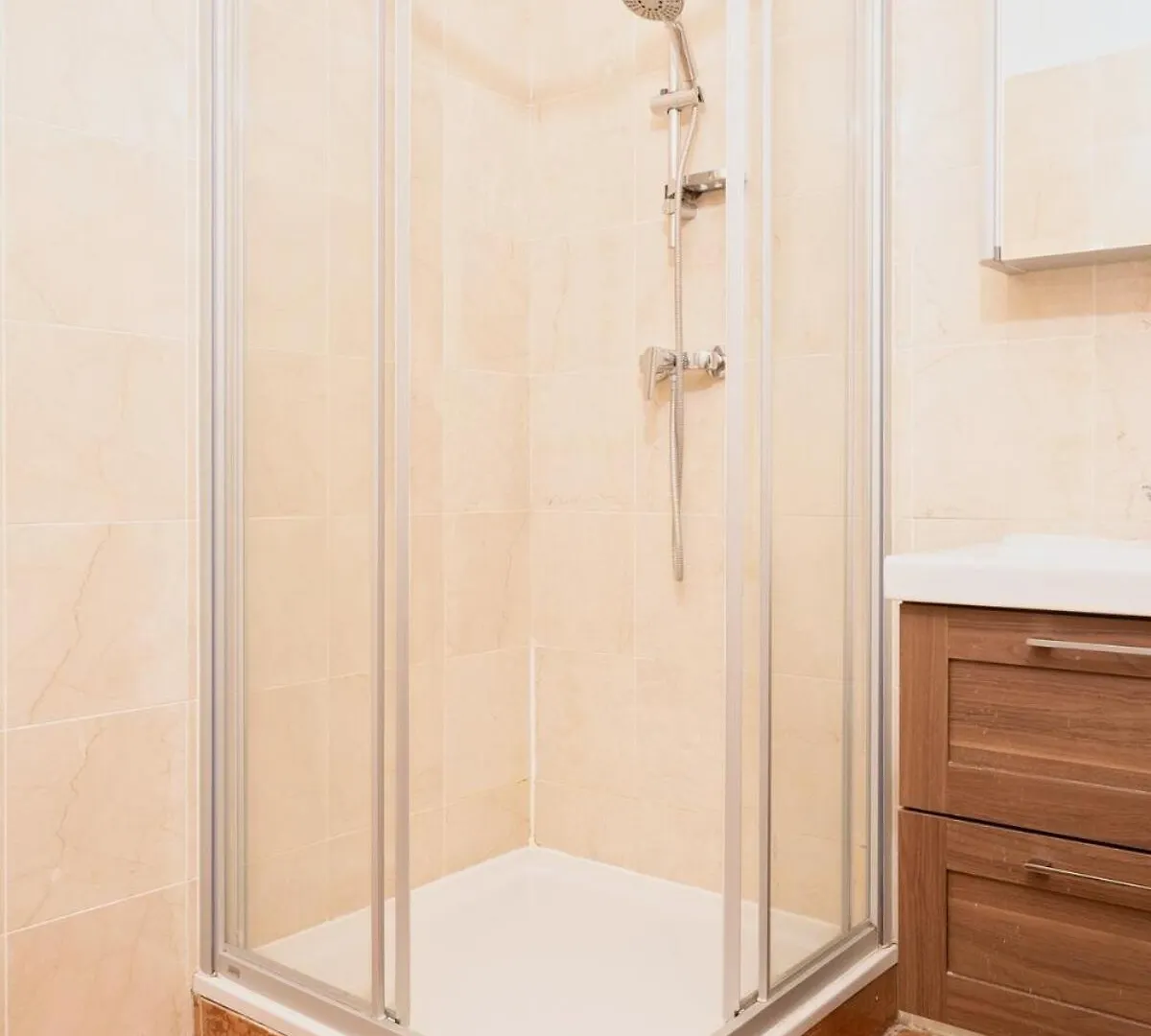 Appartement 16 Guests I 4BR I Near Danube I 5 Min to U1 à Vienne 0*,